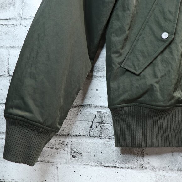 Banana Republic Men's Bomber Jacket Size Large Olive Green BNWT - Picture 9 of 16